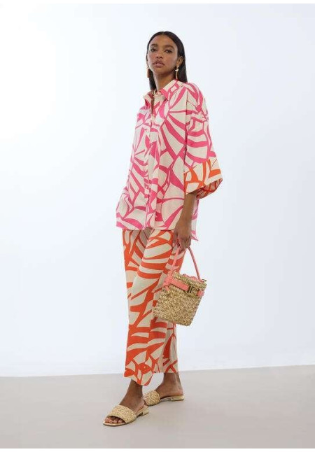 Bombonera con detalles de efecto piel