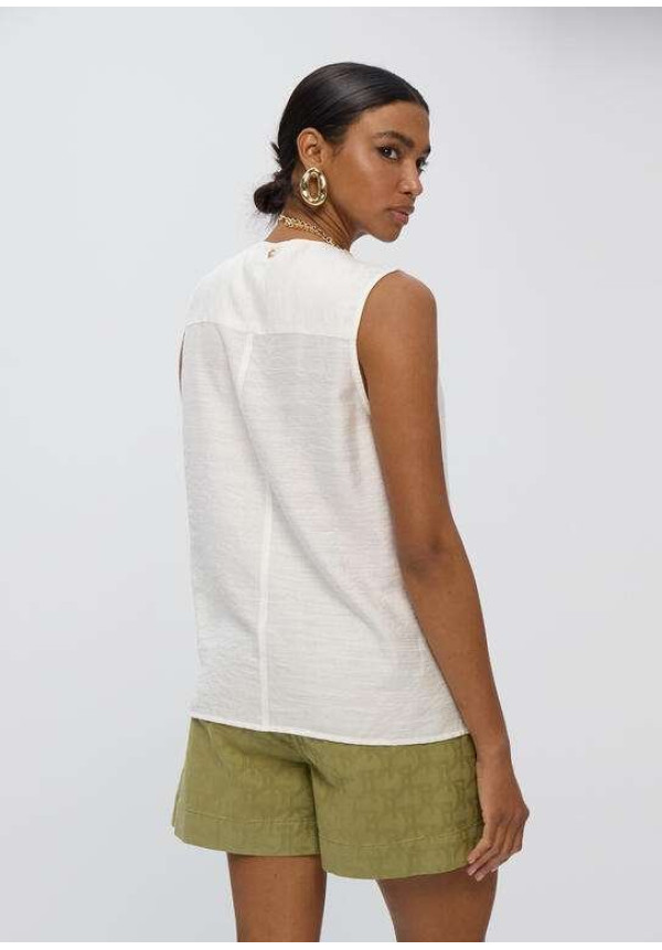 Top pliegue escote pico